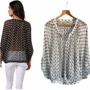 ELIZABETH AND JAMES Elisa Polka Dot Blouse in Gray